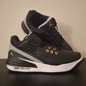 JORDAN MAX AURA 5- Size 12